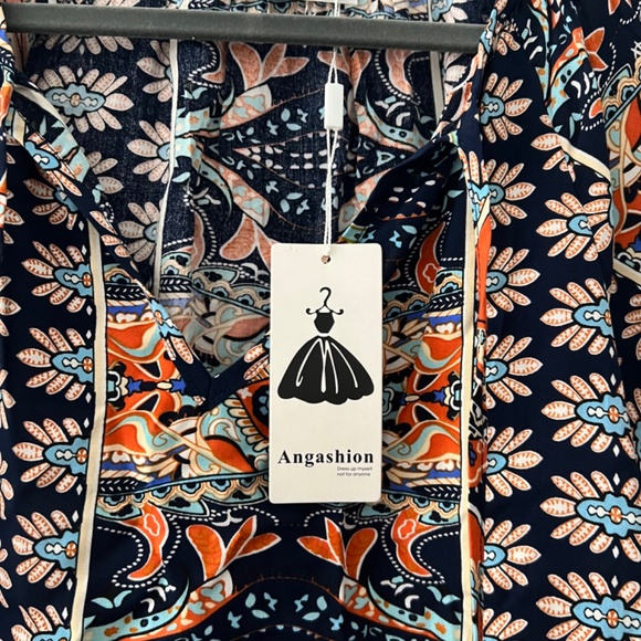 Angashion Women's Summer Tops Casual Floral Print V Neck Ruffle Short Sleeve - Picture 2 of 3